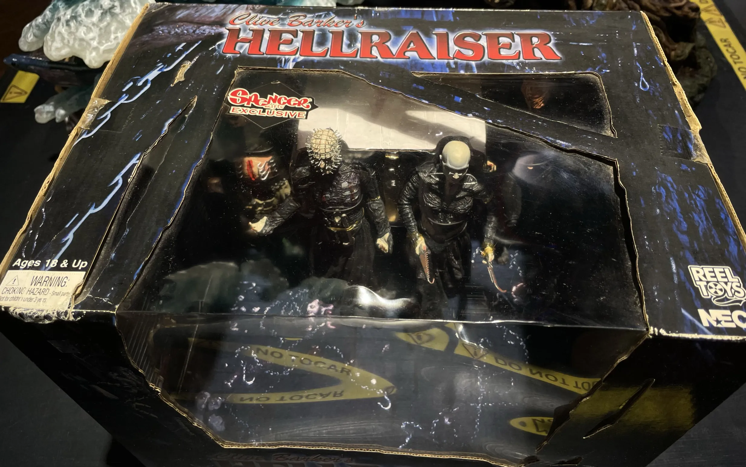 NECA Clive Barker Hellraiser Cenobite Lair Box Set Spencer Gifts Exclusive RARE - Image 2
